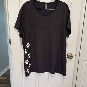 Dark Gray Women's Short Sleeve Tee with Paw Print